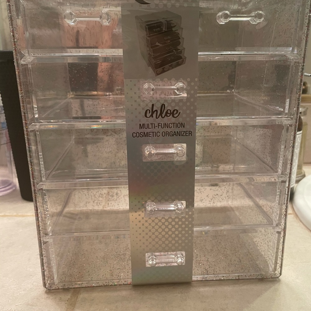Chloe Makeup organizer